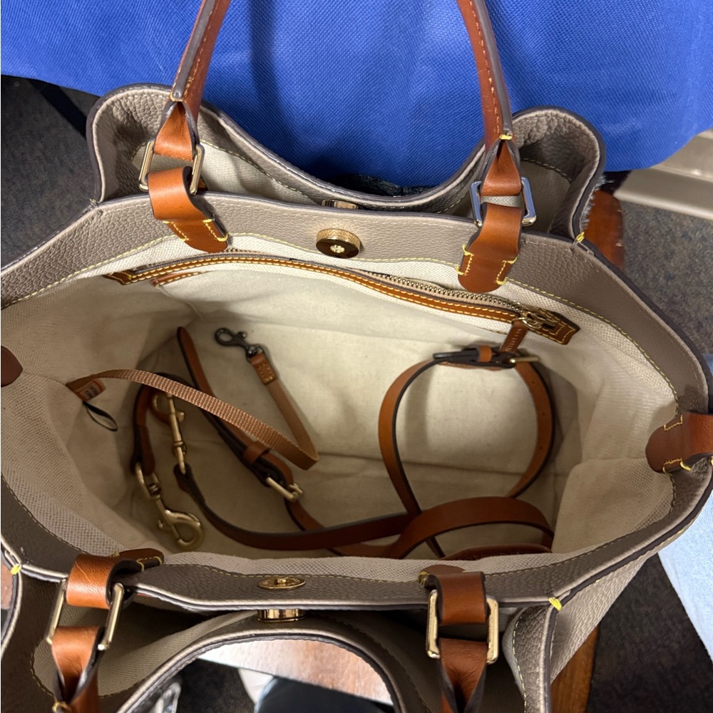 Dooney & Bourke Tan and Brown Leather Shoulder Bag - Picture 4 of 10
